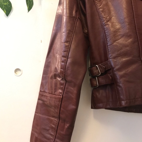 Vintage Avant Garde red leather zippered jacket - Picture 3 of 10